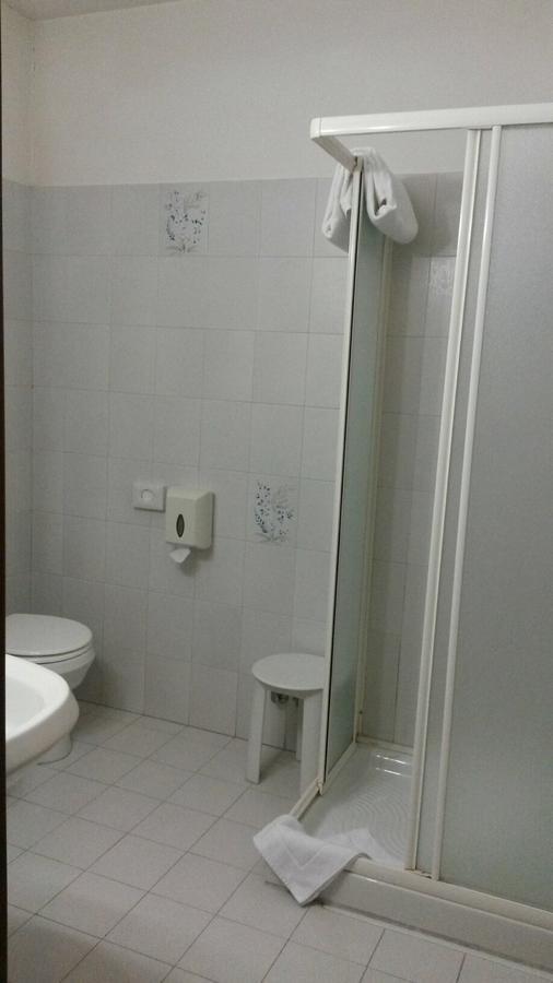 Albergo Ristorante Flora Vittorio Veneto Zimmer foto